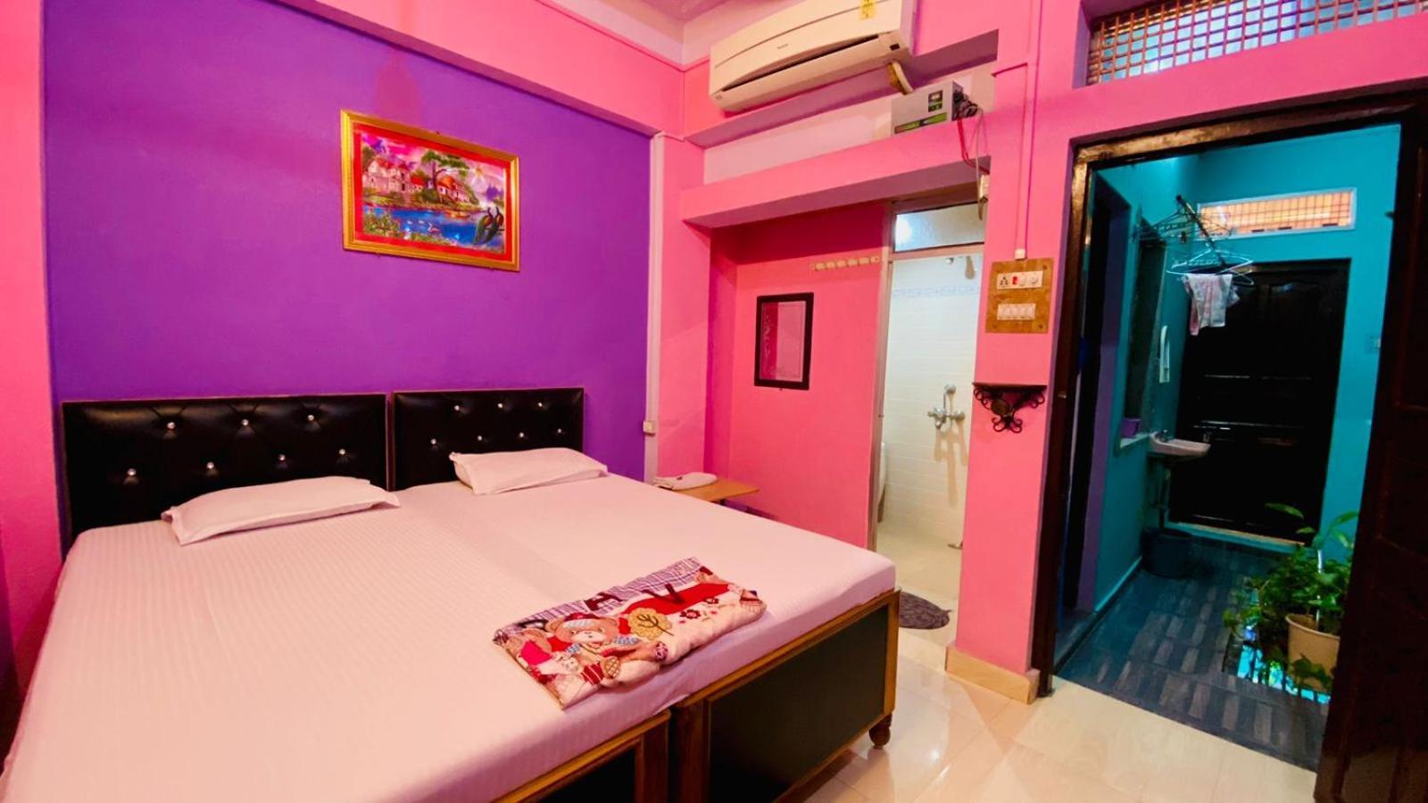 Marigold Guest House Varanasi Oda fotoğraf
