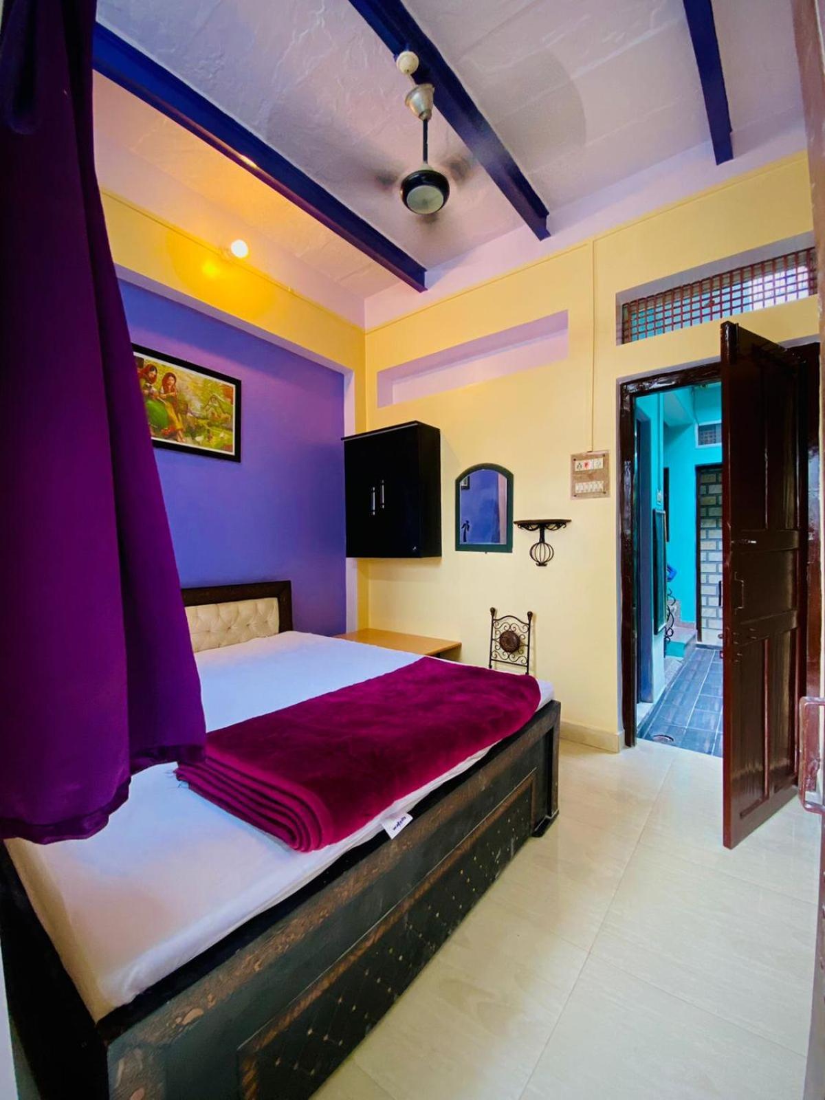 Marigold Guest House Varanasi Oda fotoğraf