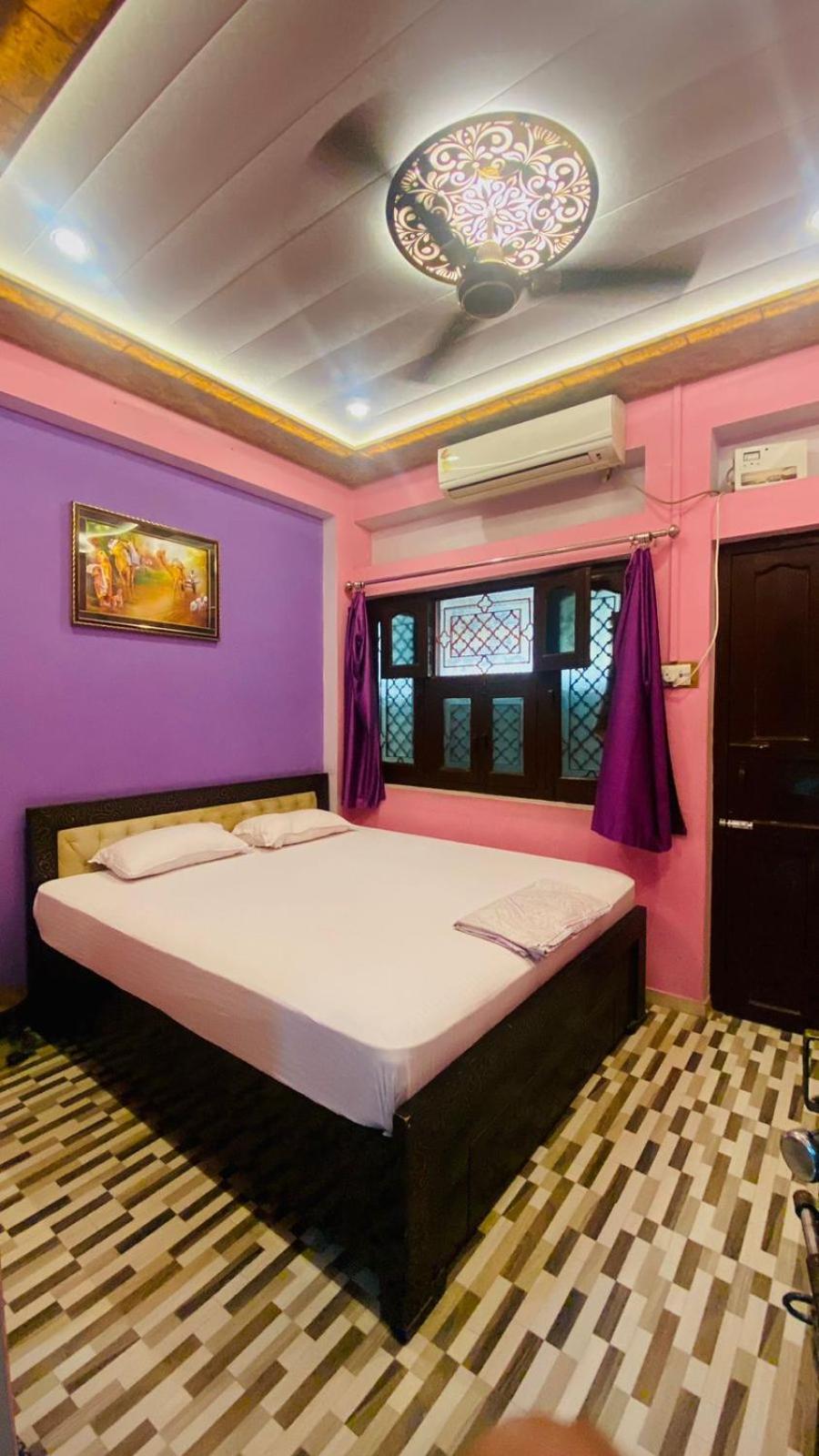 Marigold Guest House Varanasi Oda fotoğraf